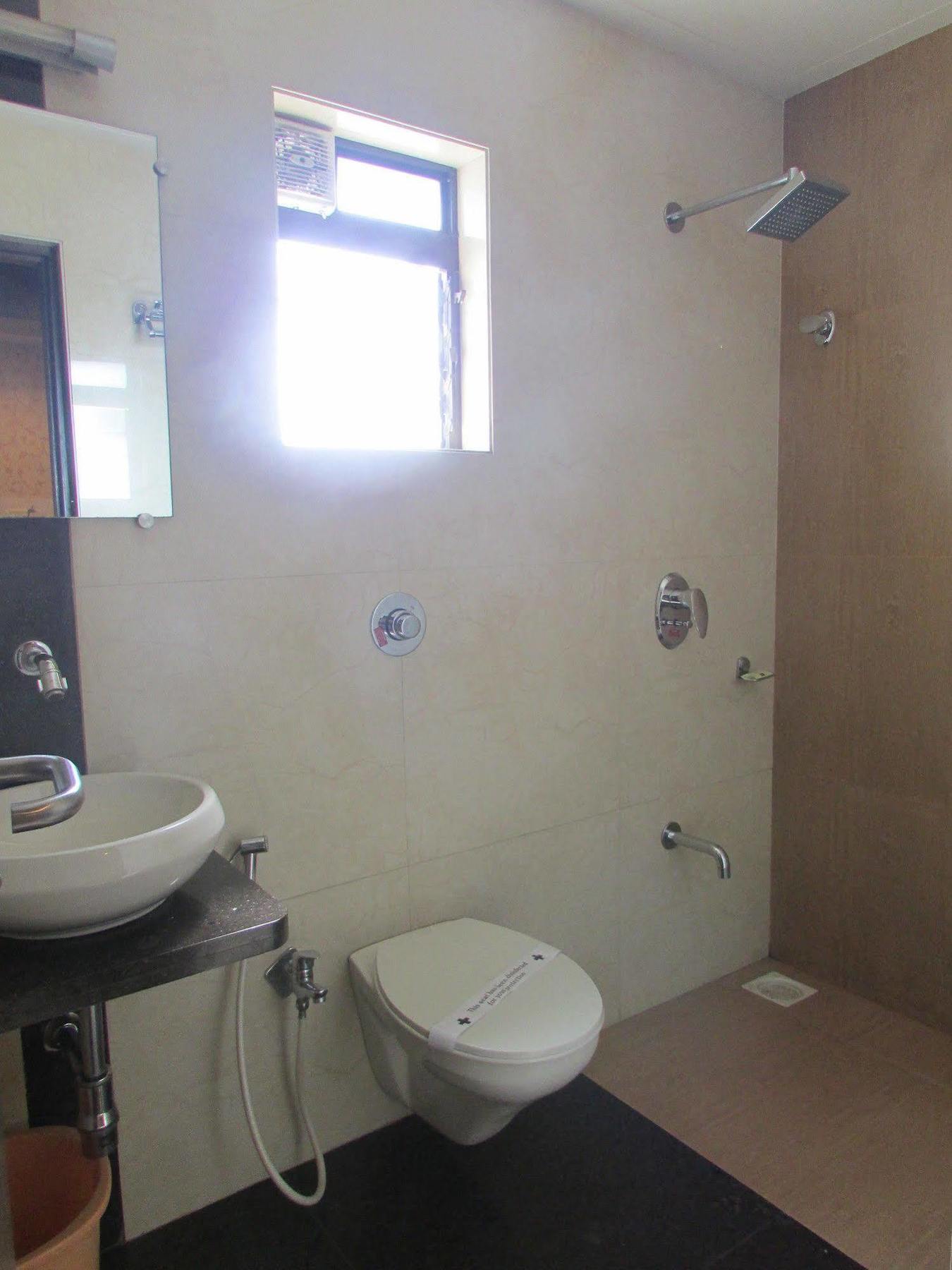 Hotel Mourya Residencia Thane Exterior foto